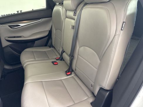 Used 2023 INFINITI QX50 Luxe image 24