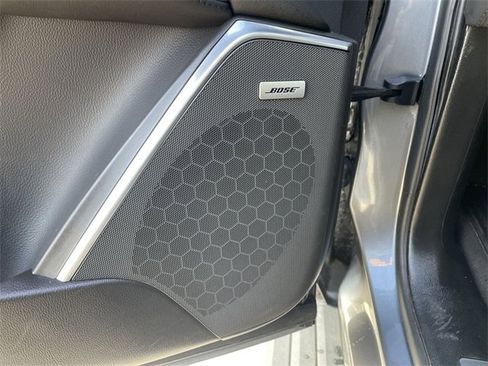 Used 2020 Cadillac Escalade Premium Luxury w/ LPO, Radiant Package image 26