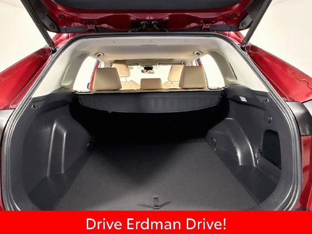 Certified 2019 Toyota RAV4 XLE w/ Convenience Package FWD image 34