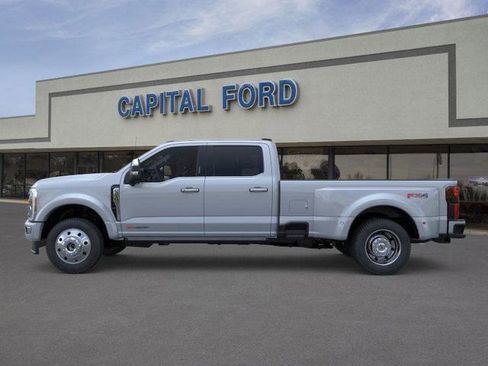 New 2026 Ford F450 Platinum image 3