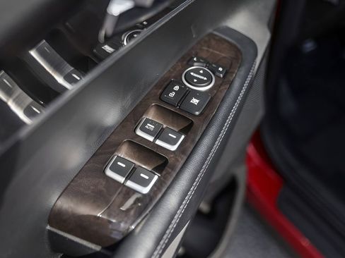 Used 2017 Kia Sorento AWD image 24