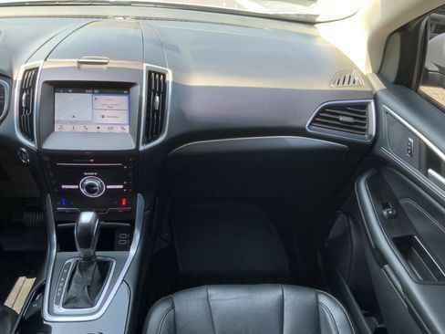 Used 2017 Ford Edge Titanium w/ Equipment Group 301A AWD/4WD image 64