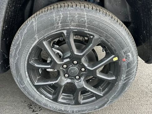 New 2026 Jeep Compass Latitude image 26