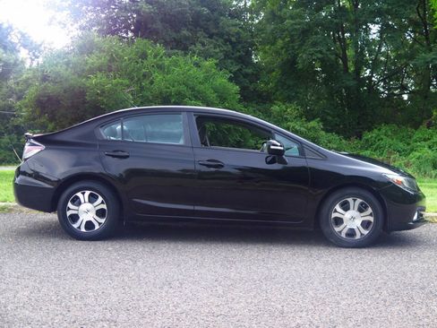 Used 2013 Honda Civic Hybrid Sedan image 5