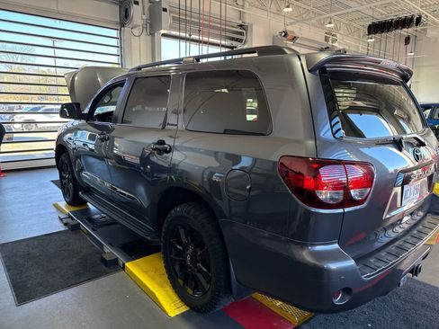 Used 2021 Toyota Sequoia Nightshade image 5