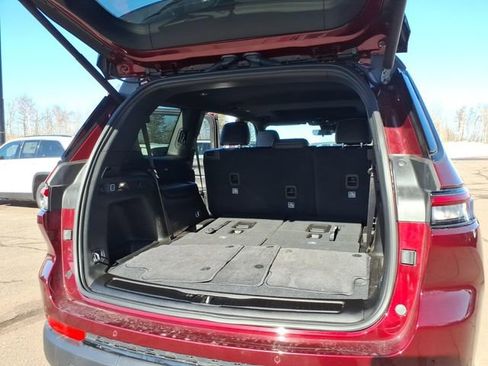 New 2025 Jeep Grand Cherokee L Altitude image 14