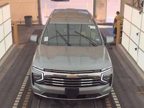 Used 2025 Chevrolet Tahoe LT image 2