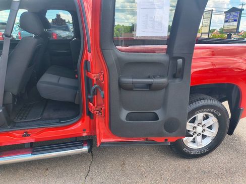 Used 2011 GMC Sierra 1500 SLE w/ Power Tech Package AWD/4WD image 14