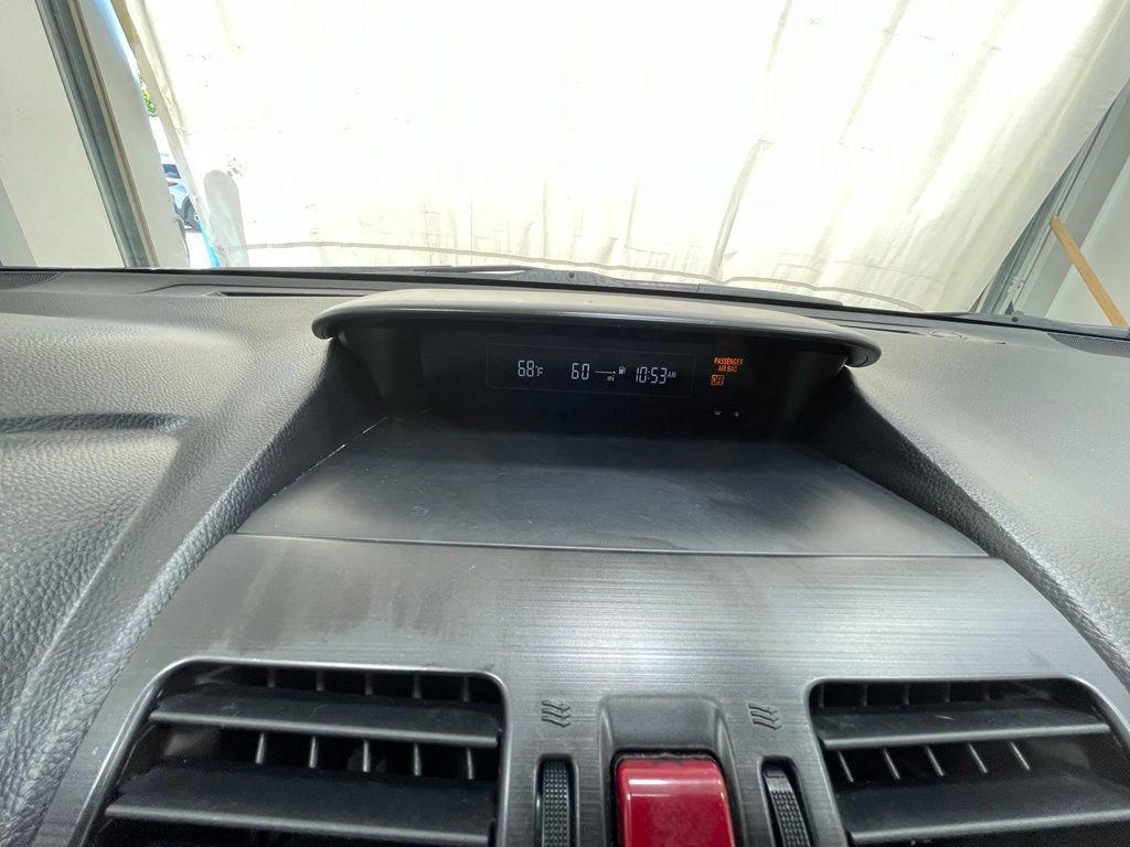 Used 2014 Subaru Forester 2.5i AWD/4WD image 17