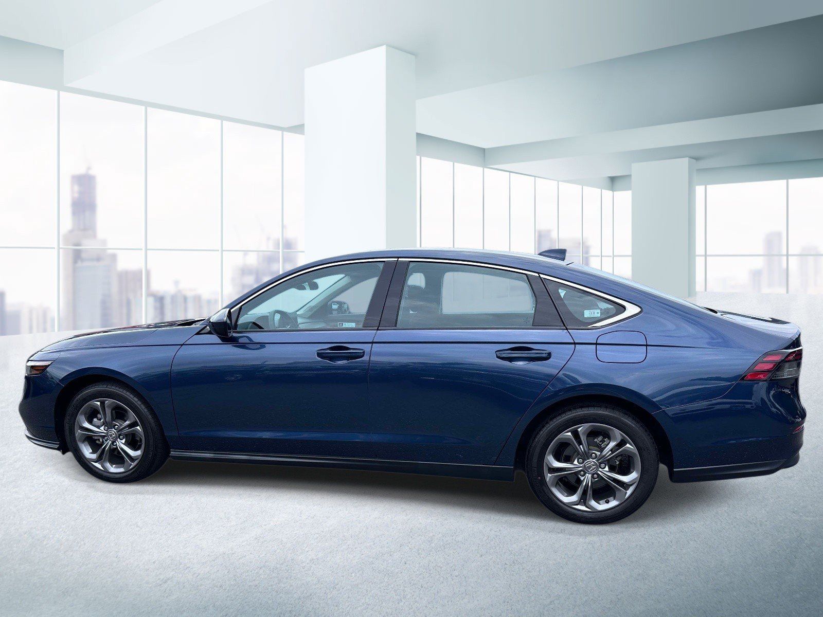 Used 2024 Honda Accord EX image 2