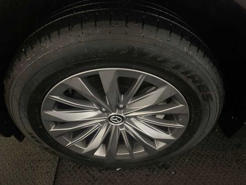 Certified 2025 MAZDA CX-90 3.3 Turbo w/ Preferred Package image 8