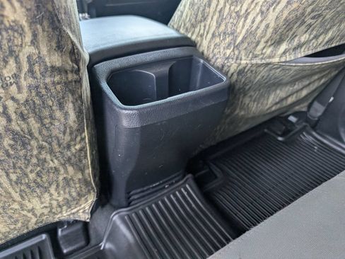 Used 2017 Toyota Tacoma SR5 w/ Tow Package AWD/4WD image 25
