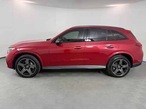 Used 2024 Mercedes-Benz GLC 300 4MATIC image 2