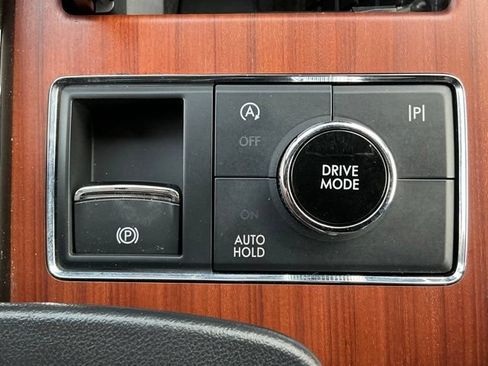 Used 2023 Lincoln Navigator Reserve AWD/4WD image 35