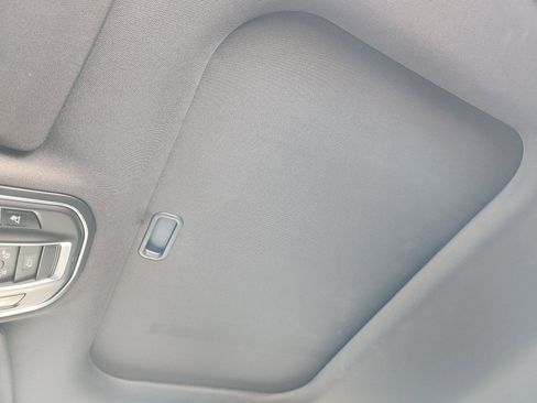 Used 2024 Jeep Grand Cherokee Altitude image 25