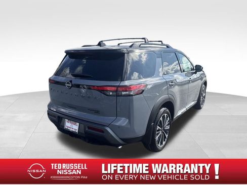 New 2026 Nissan Pathfinder Platinum image 5
