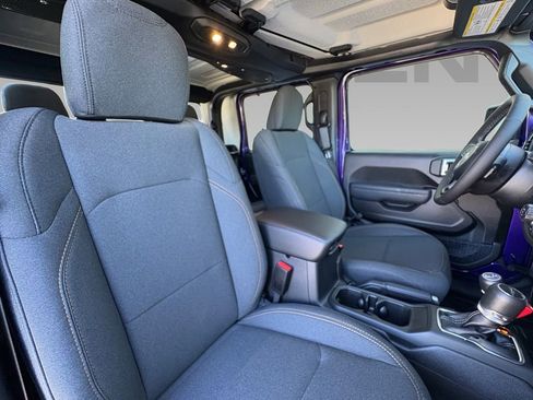 New 2026 Jeep Gladiator Willys image 8