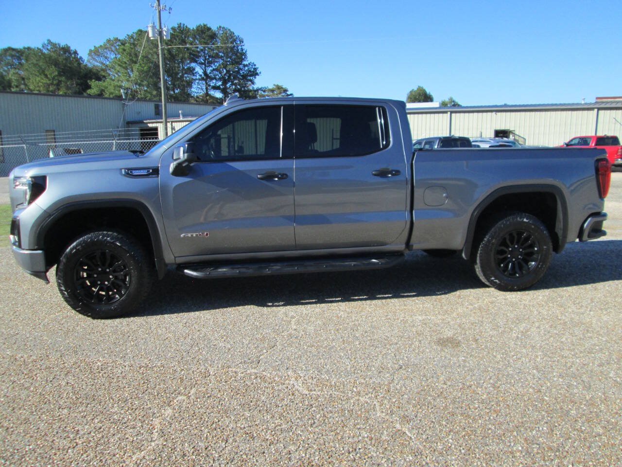 Used 2020 GMC Sierra 1500 AT4 w/ AT4 Premium Package AWD/4WD image 48