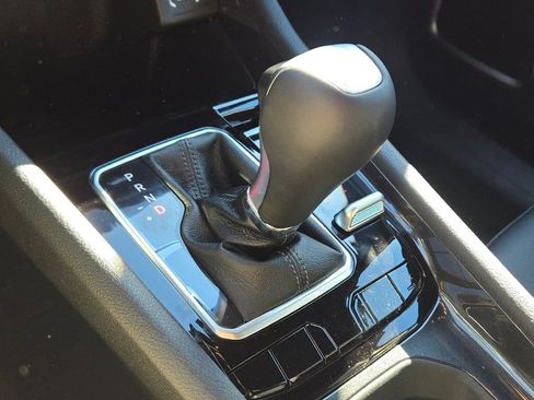 New 2026 Jeep Compass Latitude image 24