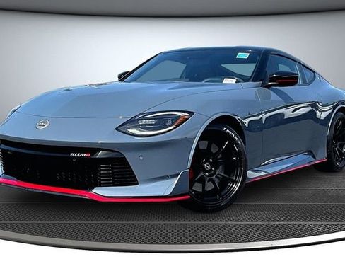 Certified 2024 Nissan Z NISMO w/ Floor Mat Package RWD image 3
