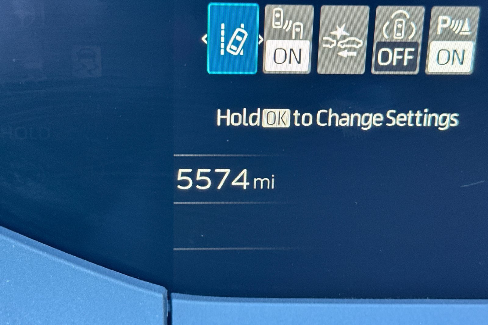 Certified 2026 Toyota Prius Plug-In Hybrid FWD image 42