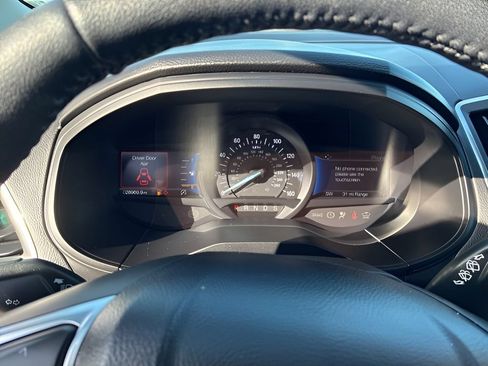 Used 2023 Ford Edge Titanium w/ Equipment Group 301A AWD/4WD image 15