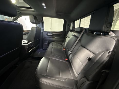 Used 2024 GMC Sierra 1500 Denali w/ Technology Package AWD/4WD image 26