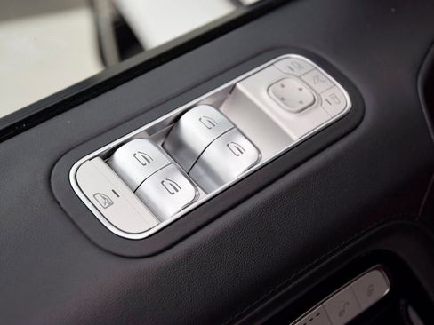 Certified 2021 Mercedes-Benz G 63 AMG 4MATIC image 23