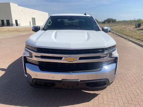 Used 2021 Chevrolet Silverado 1500 LT w/ Safety Package AWD/4WD image 2