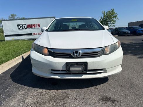 Used 2012 Honda Civic LX image 2