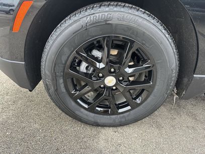 Used 2024 Chevrolet Equinox LS w/ LS Convenience Package