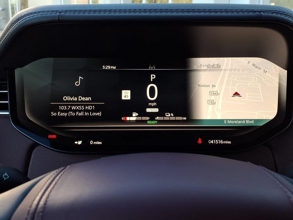 Certified 2025 Land Rover Range Rover SE AWD/4WD image 14