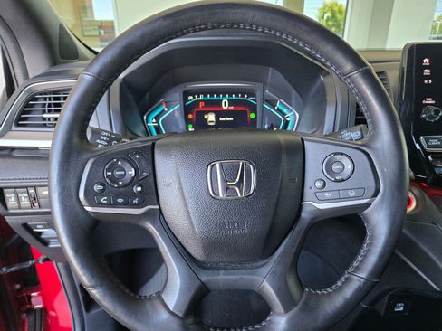 Certified 2023 Honda Odyssey Sport image 25