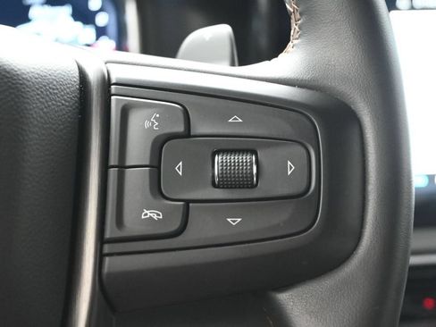 Used 2024 GMC Sierra 1500 AT4 w/ Technology Package AWD/4WD image 23