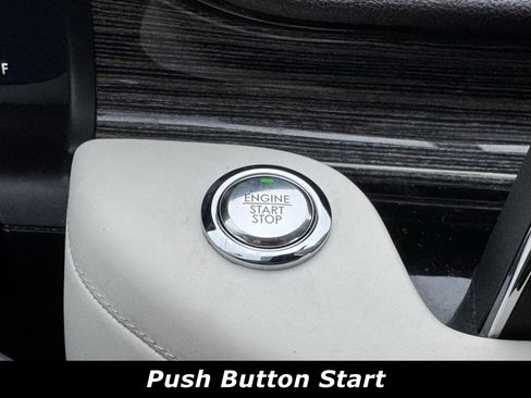 Used 2022 Lincoln Aviator Black Label w/ Dynamic Handling Package image 10