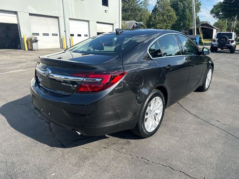 Used 2015 Buick Regal Premium w/ Experience Buick Package FWD image 3