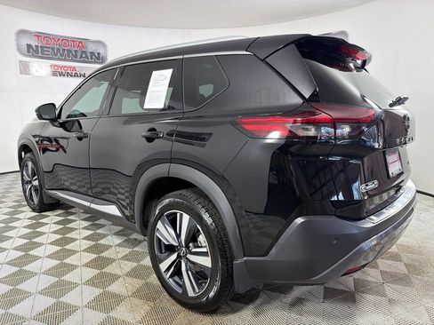 Used 2023 Nissan Rogue SL FWD image 6