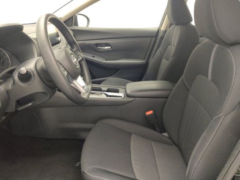 Used 2024 Nissan Sentra SV FWD image 17