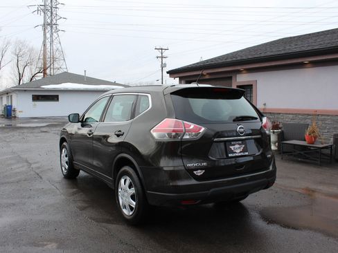 Used 2016 Nissan Rogue S image 8