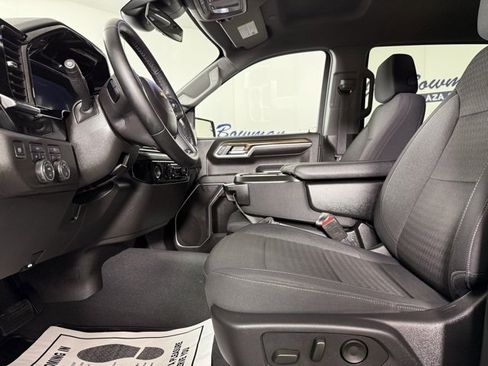 Used 2024 Chevrolet Silverado 1500 LT image 12