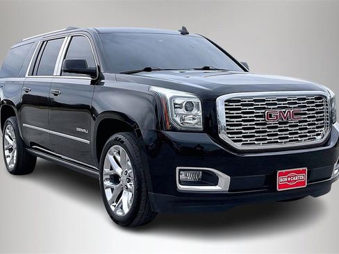 Used 2019 GMC Yukon XL Denali w/ Denali Ultimate Package image 1