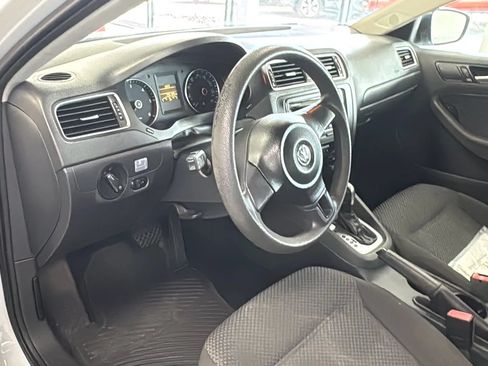 Used 2014 Volkswagen Jetta TDI Value Edition FWD image 12