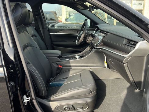 New 2026 Jeep Grand Cherokee Limited Reserve image 23