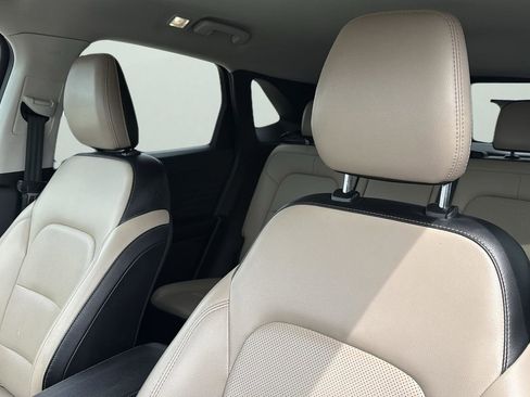 Used 2021 Ford Escape SEL image 8