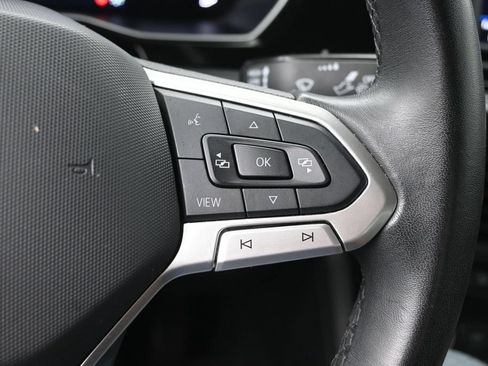 Used 2024 Volkswagen Jetta SE FWD image 18