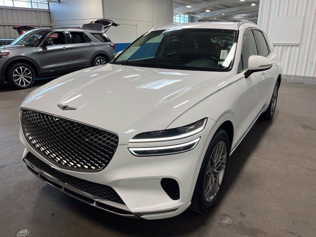 Used 2025 Genesis GV70 2.5T AWD/4WD image 7