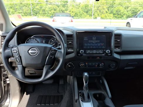 Certified 2023 Nissan Frontier S AWD/4WD image 7