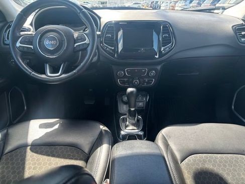 Used 2019 Jeep Compass Latitude AWD/4WD image 22