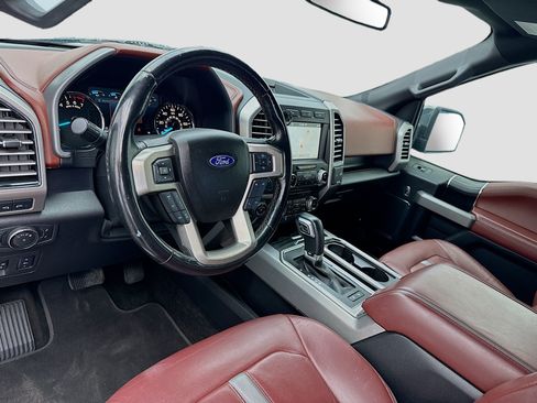 Used 2018 Ford F150 Platinum w/ Equipment Group 701A Luxury AWD/4WD image 7
