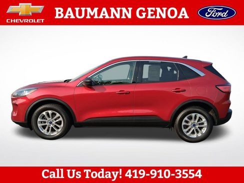 Used 2022 Ford Escape SE w/ Convenience Package AWD/4WD image 2